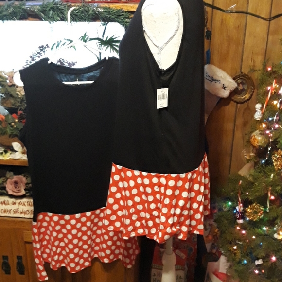 Nwt Disney Parks bundle authentic dresses - Picture 3 of 5
